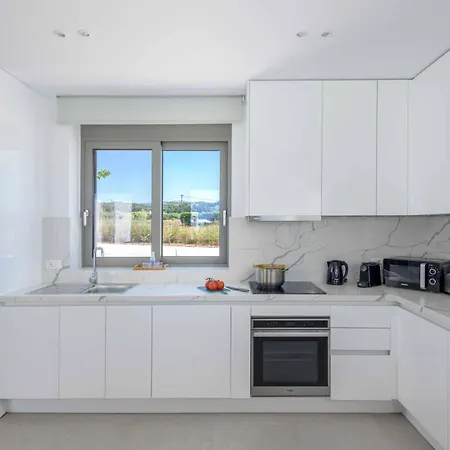 Panaxia Votsalo Vila *