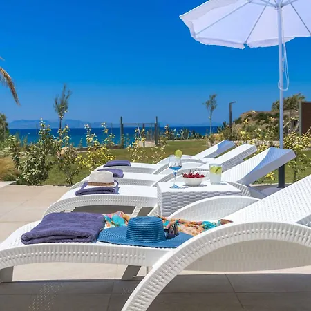 Panaxia Votsalo Theológos