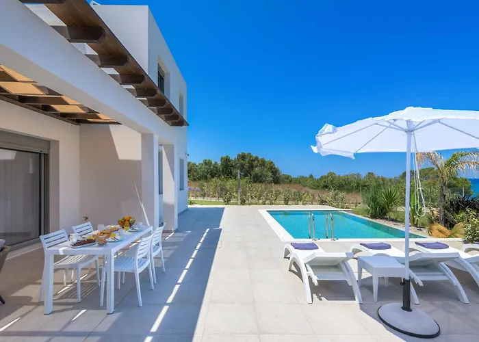 Panaxia Votsalo * Theológos