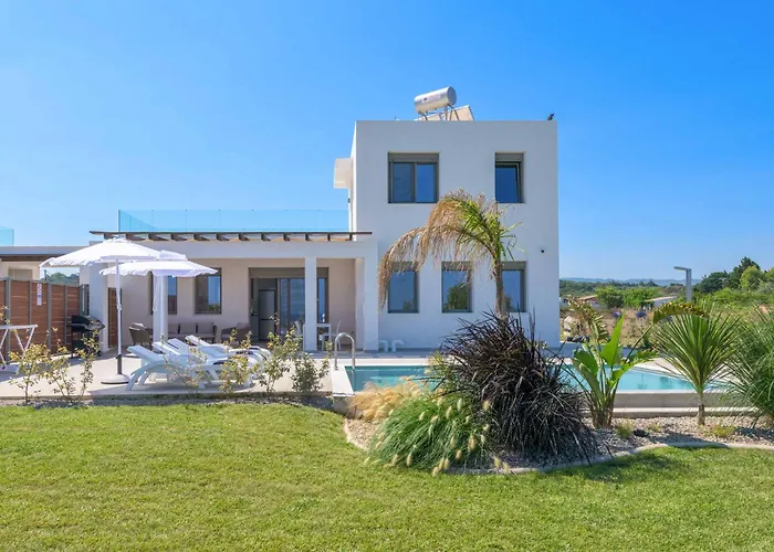 Panaxia Votsalo Villa