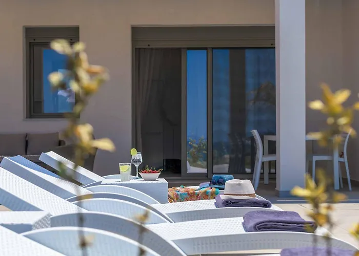 Vila Panaxia Votsalo Theológos