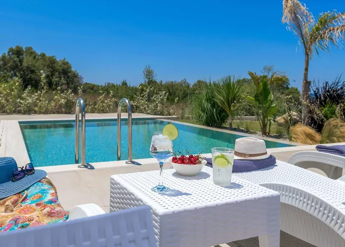 Panaxia Votsalo Theológos