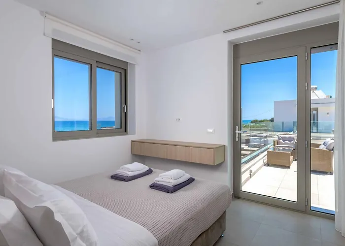 Vila Panaxia Votsalo *